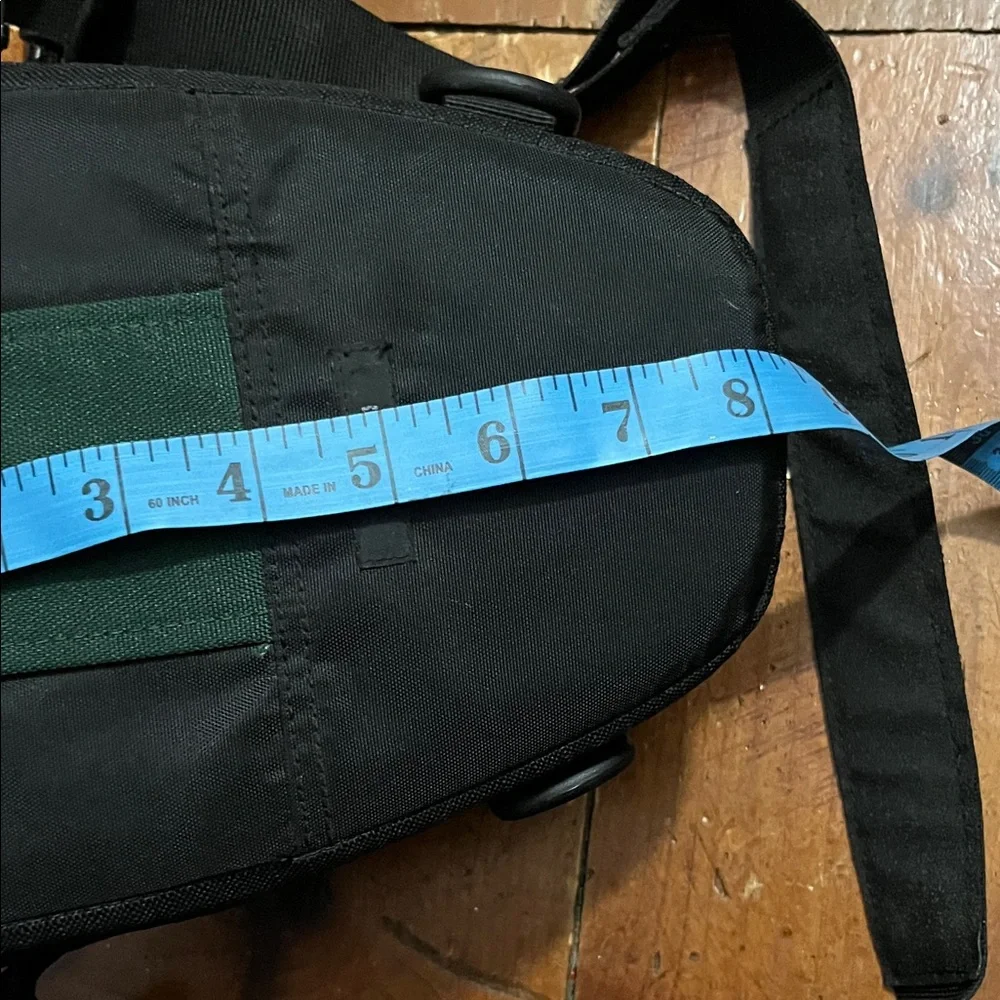 Lowepro Green Camera Bag with Adjustable Strap
